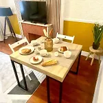 Cocon De La Tour - Jacuzzi - Nuit Romantique * 콩피에뉴