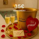 아파트 Cocon De La Tour - Jacuzzi - Nuit Romantique 콩피에뉴