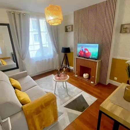 Le Cocon De La Tour -vip-compiegne-hyper Centre Apartment