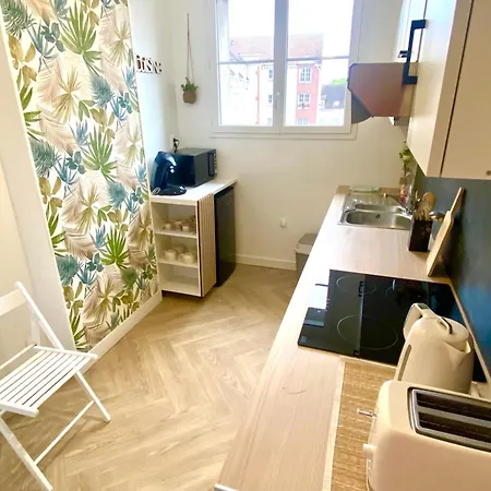Apartment Le Cocon De La Tour -vip-compiegne-hyper Centre Compiegne
